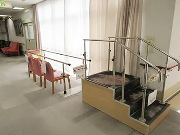 青山荘 特養リハビリ